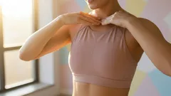 Probouzejte svůj metabolismus. Pouhých 5 minut ráno — a vaše tělo spaluje kalorie i při sezení na gauči